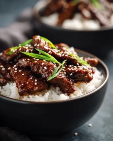 經(jīng)典農(nóng)家小炒肉：簡(jiǎn)單做法，美味十足