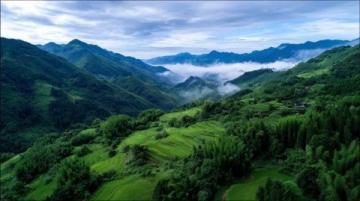 國慶光明路出發(fā)游平頂山：登高賞美景，親子歡樂時光