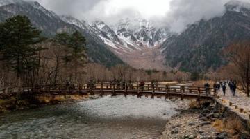 九寨溝一日游：奇幻探險(xiǎn)之旅，開啟你的山水童話之旅