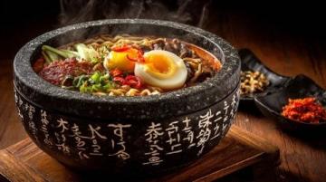 傳承家的溫暖：梅菜扣肉的烹飪藝術(shù)與文化內(nèi)涵
