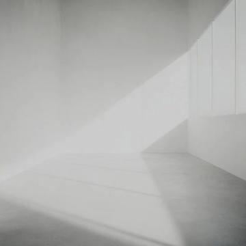 "疏影橫斜水清淺，暗香浮動(dòng)月黃昏"，當(dāng)三月紅梅開(kāi)滿枝頭時(shí)