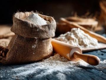 家常必備：細(xì)膩柔滑的低筋面粉大揭秘