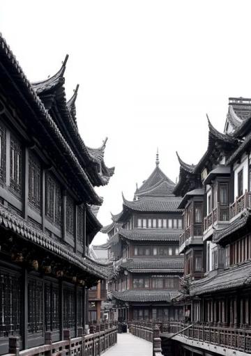 路過漢正街，在武漢的鬧市區(qū)還有這樣有年代感的老房子，鋁合金，防盜窗，花床單