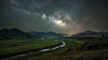 四川紅原月亮灣游記:廣袤草原、蜿蜒河流、星空銀河