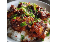 以下是一份簡單又美味的**可樂雞翅**菜譜，適合新手快速上手，味道甜咸適中