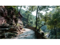 陽泉桃林溝民俗文化園(陽泉郊區(qū)桃林溝的桃河民俗文化園，已經(jīng)建成很多年了,每次去桃林)