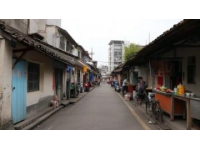 逛逛聊城米市街，它的名字與運(yùn)河同生共濟(jì)，因?yàn)橛辛诉\(yùn)河，就有了漕運(yùn)