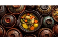 呼倫貝爾的美食文化大觀世,匯聚了蒙、俄等多民族的風(fēng)味與口感.