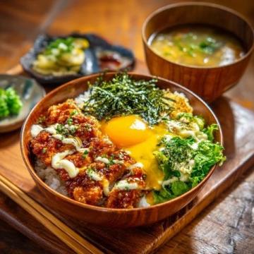 簡(jiǎn)單又美味:冬日必備章魚丁炒飯做法詳解