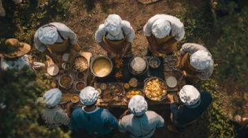嘗試一次令人滿足的美食之旅——不剝蝦吃
