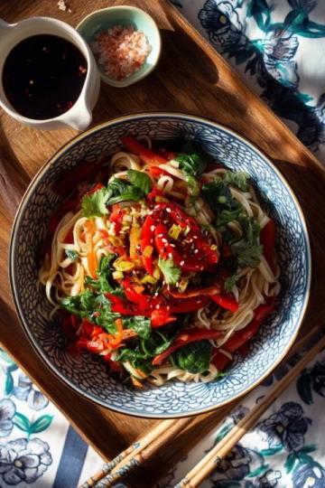 福福福壯面全素食，品味五千年農(nóng)耕智慧的美味盛宴！