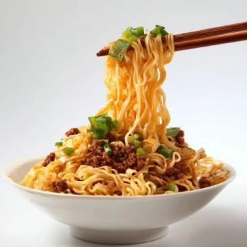 保定必嘗面食推薦：羊雜面、鐵鍋燜面與熱干面