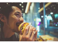 全國打工人午餐暗號大公開！5款工位美食，00后心碎也戒不掉