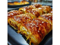 保山西瓜瓢牛肉米線：炭火煮沸的滇西風味
