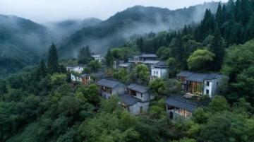 在大理城南與下關(guān)之間，有一處上佳的幽靜勝地,這里除了巍峨的建筑之外