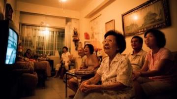 李大姐喜迎婆婆89歲壽辰，攜夫返鄉(xiāng)探親孝心滿滿