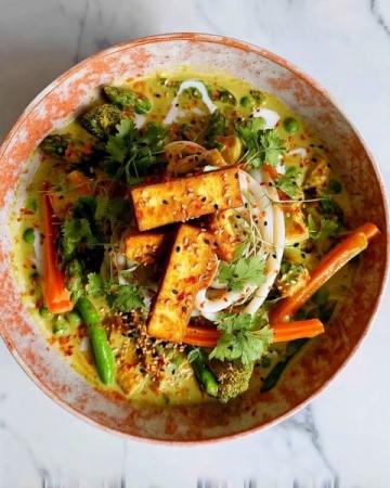南瓜豆腐煲的做法：家常營(yíng)養(yǎng)美食，簡(jiǎn)單幾步get√