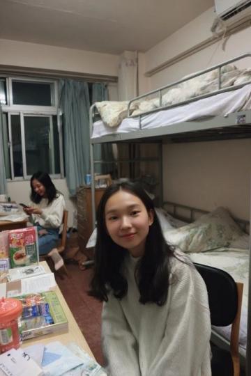 從教培女王到保潔阿姨:邱麗蘇的逆襲人生軌跡