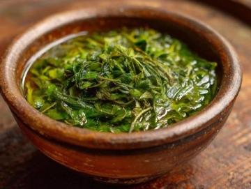 春天野菜怎么吃？教你簡單又營養(yǎng)的薺菜炒雞蛋做法