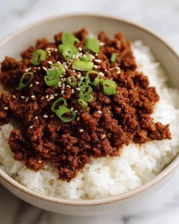 10分鐘速成！洋蔥炒肉家?？焓植耍r香開胃又下飯
