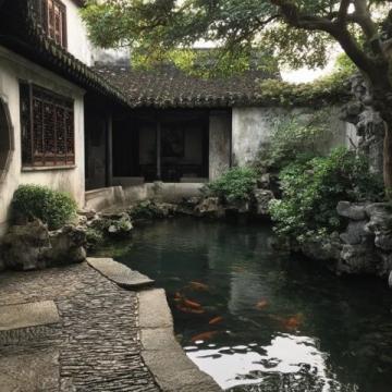 探訪蘇州東方之門：繁華背后的真實(shí)面貌