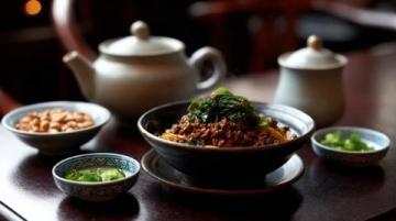 內(nèi)蒙古特色美食：手抓羊肉、奶茶等不可錯過的地方風味