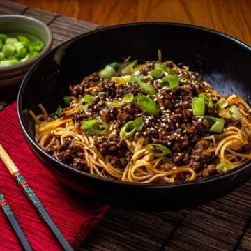 家常菜：簡(jiǎn)單又美味的肉沫粉絲！
