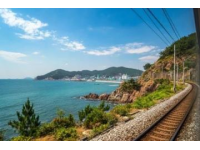 鐵路運輸?shù)闹饕獦屑~，被譽為南北通衢，燕晉咽喉,發(fā)達的交通網(wǎng)絡