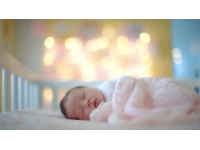 嬰幼兒睡眠安全全攻略：床墊選擇、睡姿調(diào)整與環(huán)境打造(必看！)