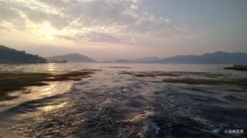 冬季私藏：三亞天涯小鎮(zhèn)，人少景美，海鮮簸箕飯與絕美日出不容錯過