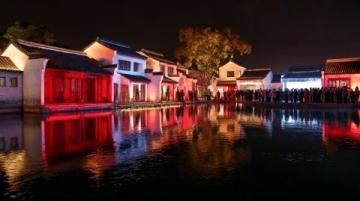 衡陽(yáng)界牌火燈節(jié)：璀璨火焰照亮不夜天，現(xiàn)場(chǎng)人潮如織