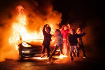 重燃危機(jī)！重慶突發(fā)電動車大火事故，這些保命防火知識必須記住