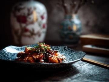 大家好，教給大家分享一個(gè)做葛粉紅燒肉的做法,我的視頻有點(diǎn)長(zhǎng)