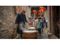 一碗清晨的美味：景德鎮(zhèn)路邊小吃店的奇趣