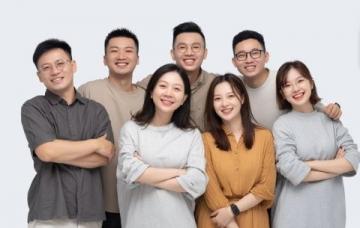穿過月亮的旅行主創(chuàng)團隊武漢行,與粉絲親密互動