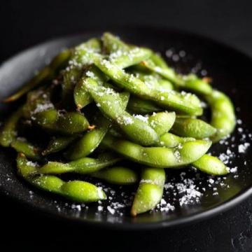 川味豌豆尖:家鄉(xiāng)味道的清新記憶