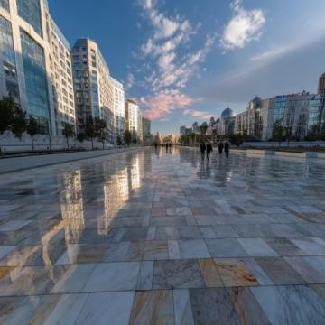 鄂爾多斯康巴什:國家AAAA級旅游區(qū)的全景探索與深度體驗(yàn)