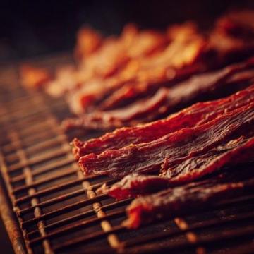 東北特色溜肉段：獨家秘制食譜，教你輕松做出家常美味！